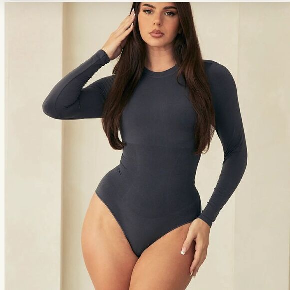 Pinsy Butter Sculpt Long Sleeve Bodysuit - Charcoal Grey - Picture 3 of 8